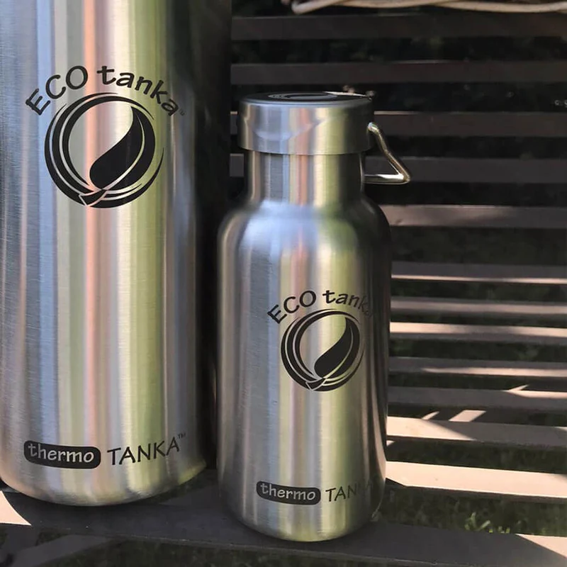 0,35l thermoTANKA™ isolierende Edelstahl Thermoflasche mit Edelstahl-Wave-Verschluss