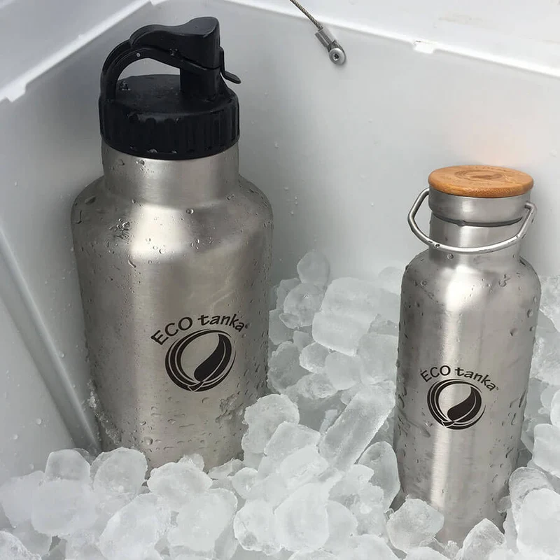 0,35l thermoTANKA™ isolierende Edelstahl Thermoflasche mit Edelstahl-Bambus-Verschluss