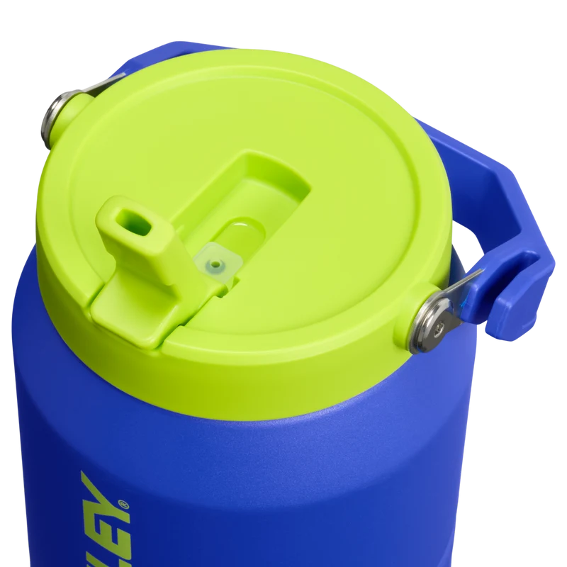 The IceFlow™ Flip Straw 2.0 Jug | 1.90L