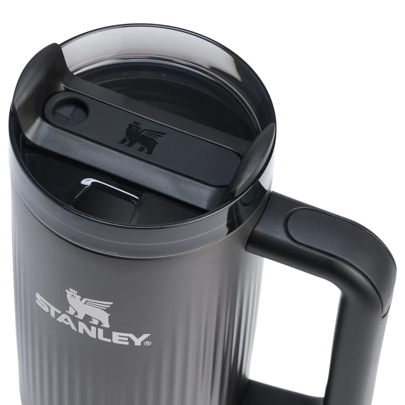 Quencher® H2.0 Fluted Tumbler | 0.89L