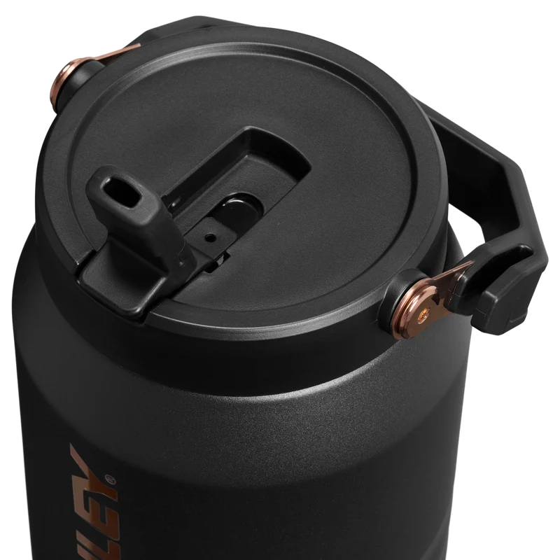 Messi x Stanley 1913 IceFlow™ Flip Straw Jug | 1.9L