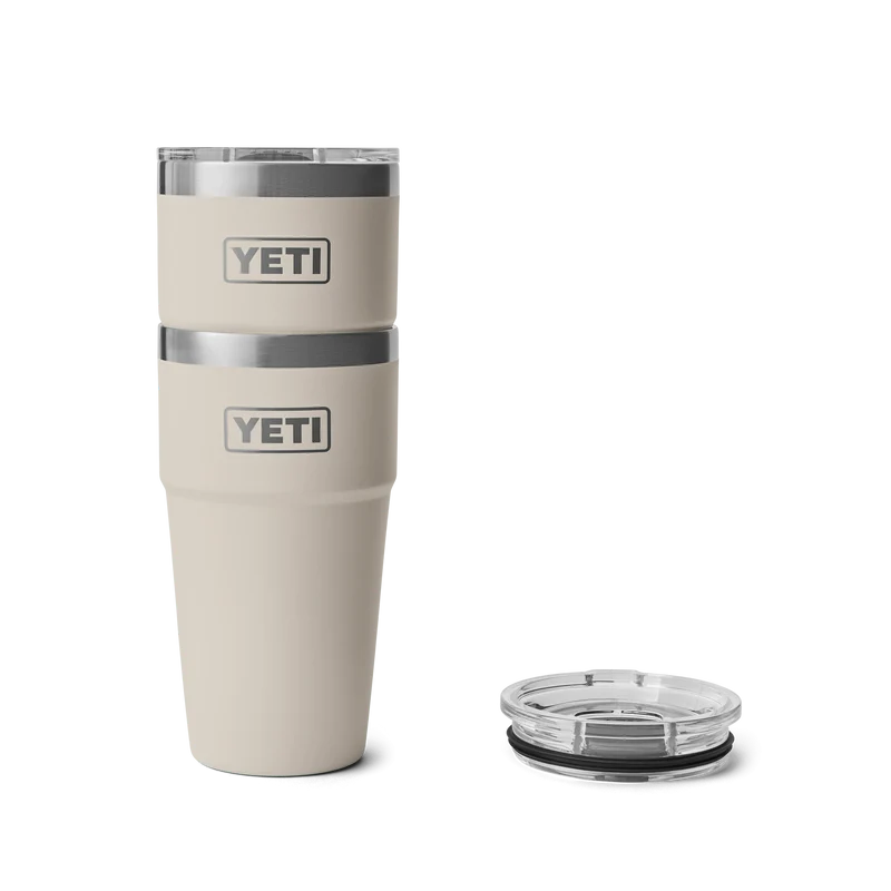 RAMBLER 20 OZ STACKABLE CUP Stapelbarer Becher CAPE TAUPE