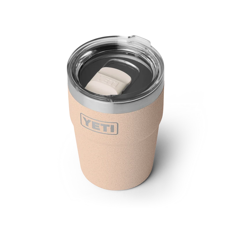 RAMBLER 16 OZ STACKABLE CUP Stapelbarer Becher TAHINI