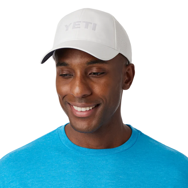 YETI Logo Performance Cap Strukturiert WHITE