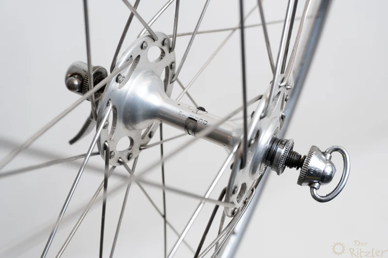 Shimano Dura-Ace på Campagnolo Lambda Strada clincher fælge 28"