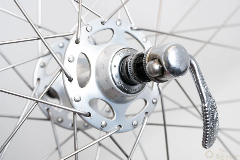 Shimano Dura-Ace på Campagnolo Lambda Strada clincher fælge 28"