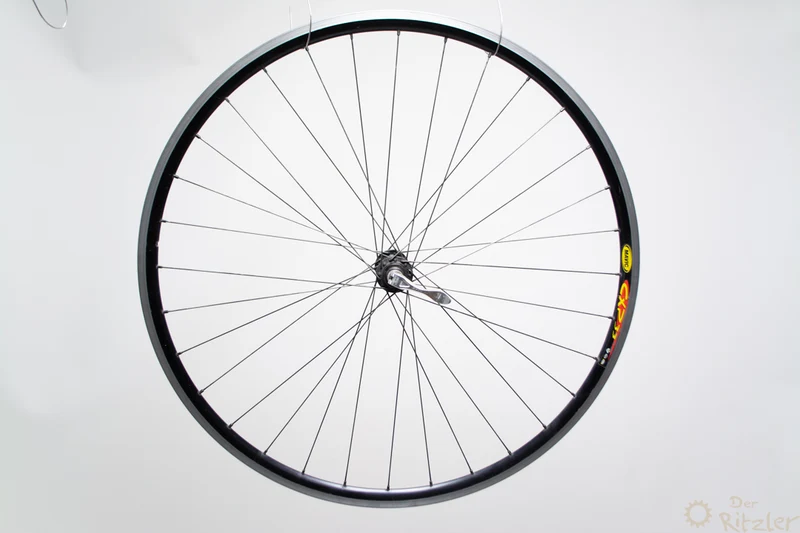 DT Swiss 240 på Mavic CXP 33 SUP 28" forhjul
