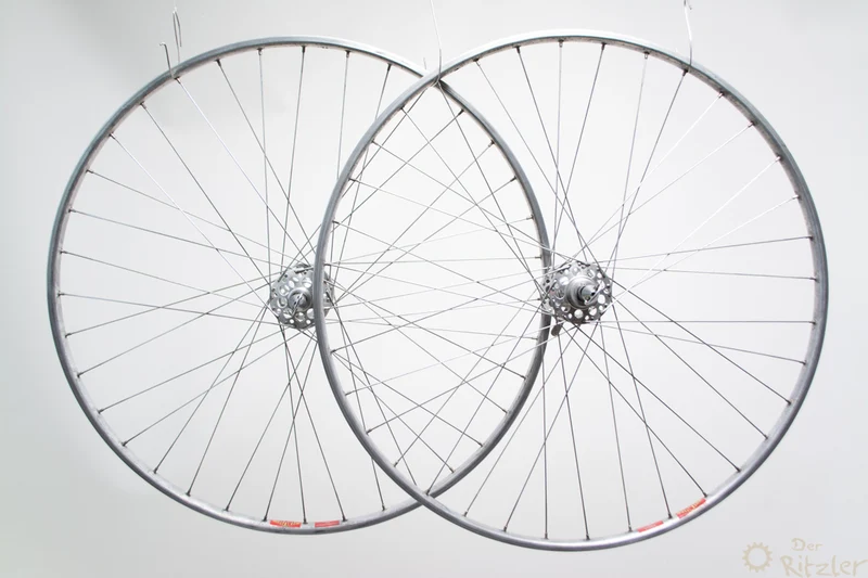 Campagnolo Gran Sport Pista på Mavic Championnat du Monde 28" rørformet hjulsæt