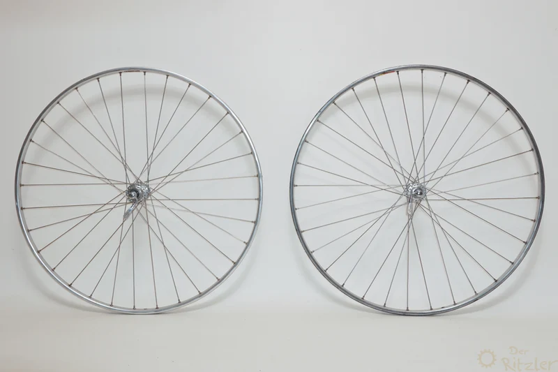 Campagnolo på Mavic-hjulsæt med rørformede dæk, 28 tommer