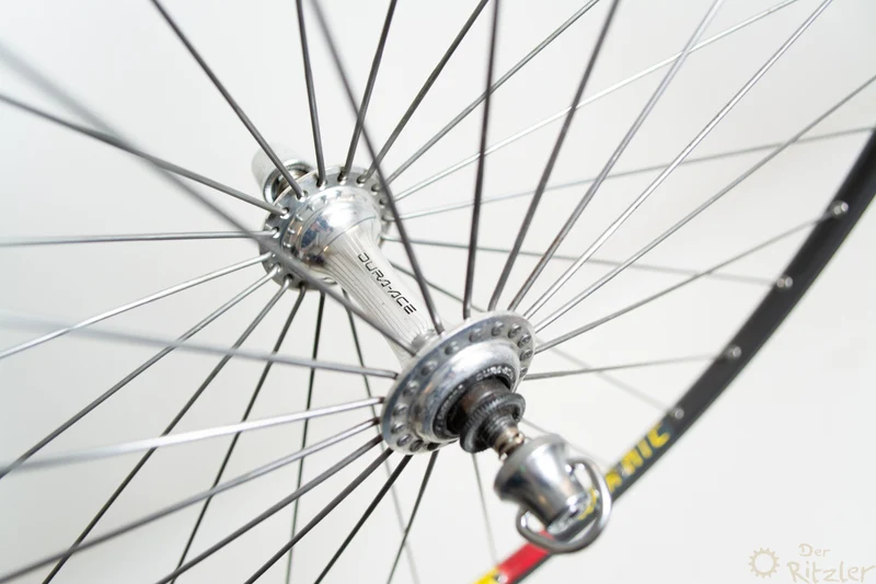 Shimano Dura-Ace 7402 på Mavic Open SUP CD Ceramic 28" landevejscykel forhjul