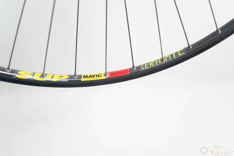 Shimano Dura-Ace 7402 på Mavic Open SUP CD Ceramic 28" landevejscykel forhjul