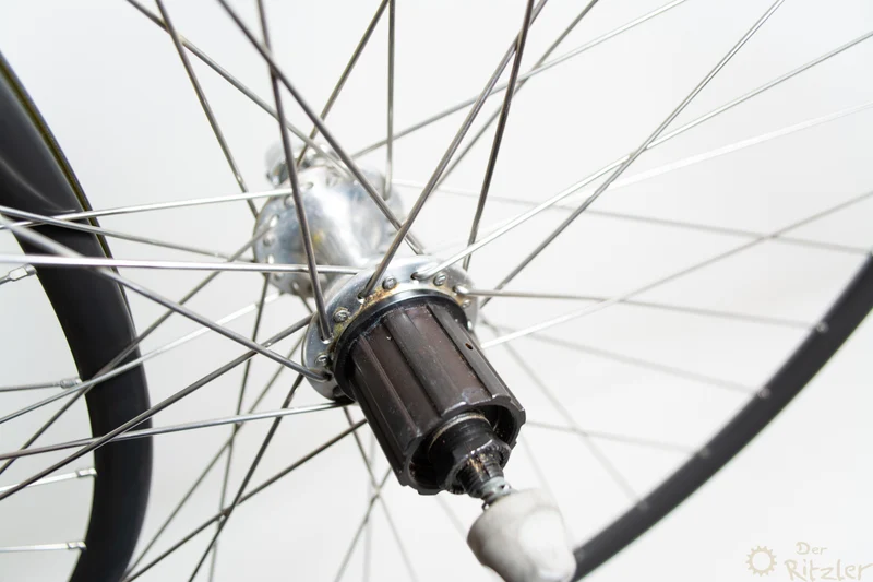 Campagnolo Veloce på Campagnolo Omega 28" hjulsæt