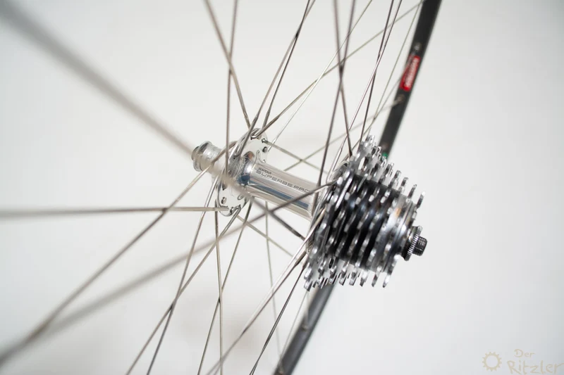 Suntour Superbe Pro på Matrix Titan II 28" hjulsæt