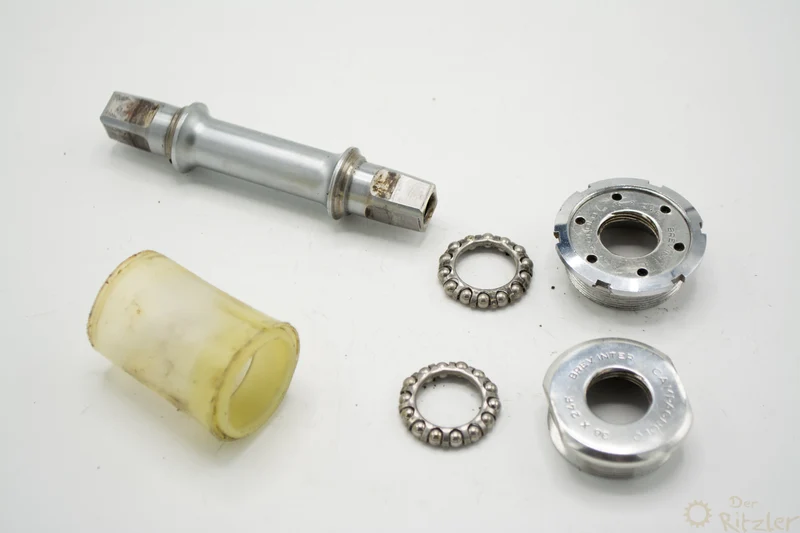 Campagnolo C-Record bundbeslag ITAL. 109 mm