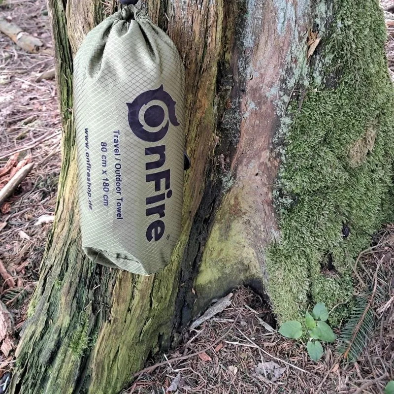 Großes Outdoor-Handtuch mit Bambus Aktivkohlefasern olive 80x180 cm