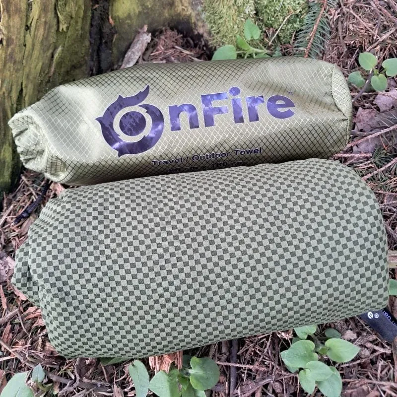 Mid-Size Outdoor-Handtuch mit Bambus Aktivkohlefasern olive 80x130 cm