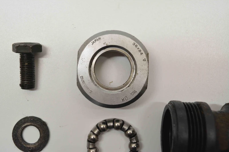 Shimano 105 bundbeslag BB-1055 ITA 115mm