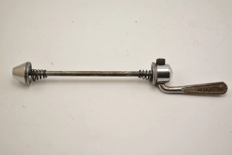 MAILLARD Atom quick release aksel foran