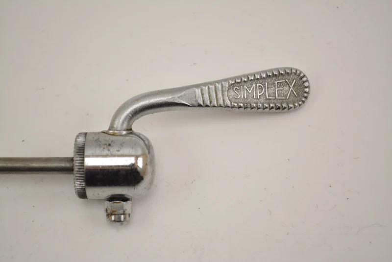 SIMPLEX quick release aksel bagpå