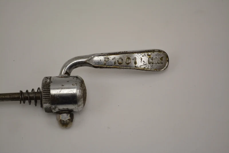 PELISSIER P1001 bagaksel med hurtig udløsning