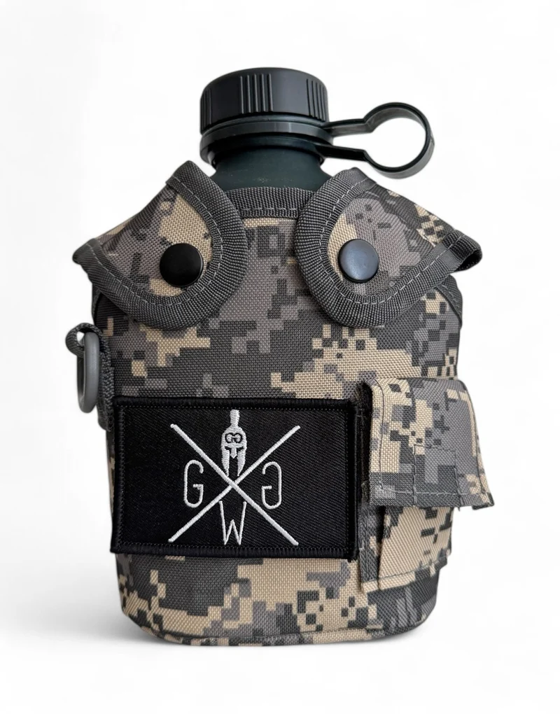Trinkflasche mit Patch und Case