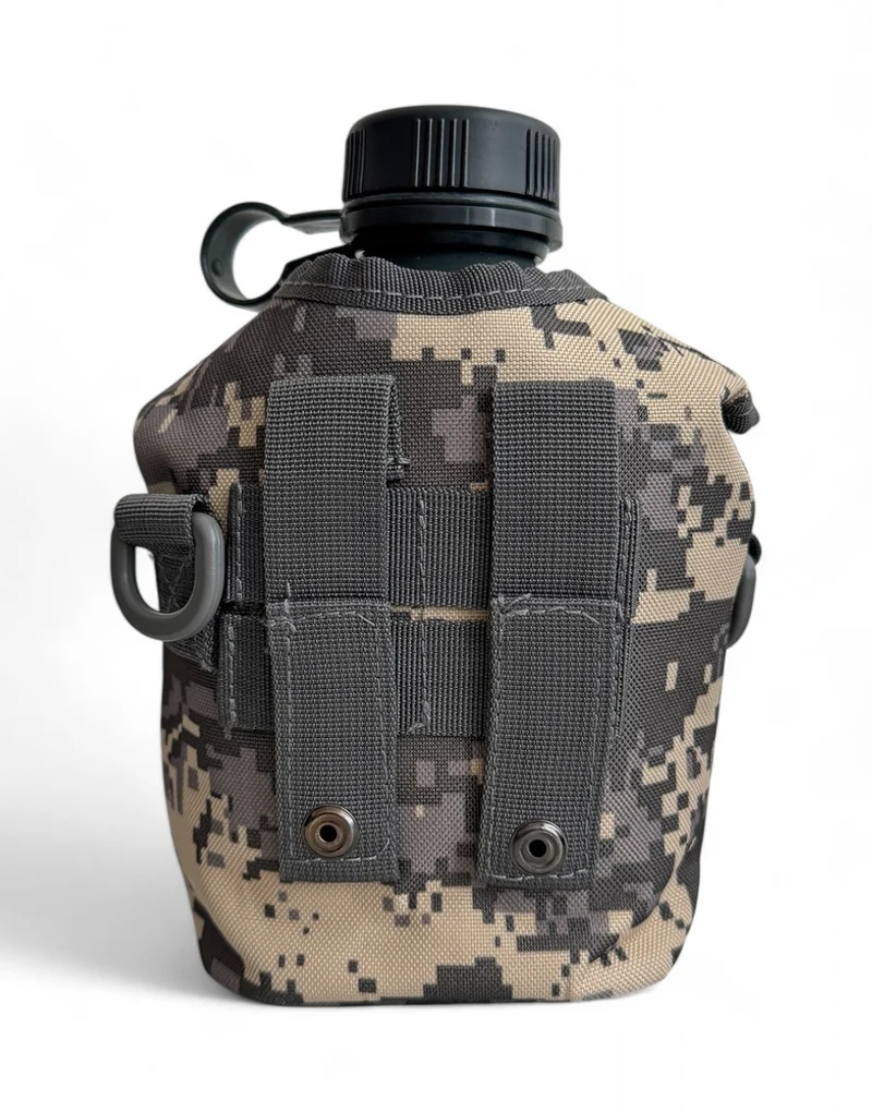 Trinkflasche mit Patch und Case