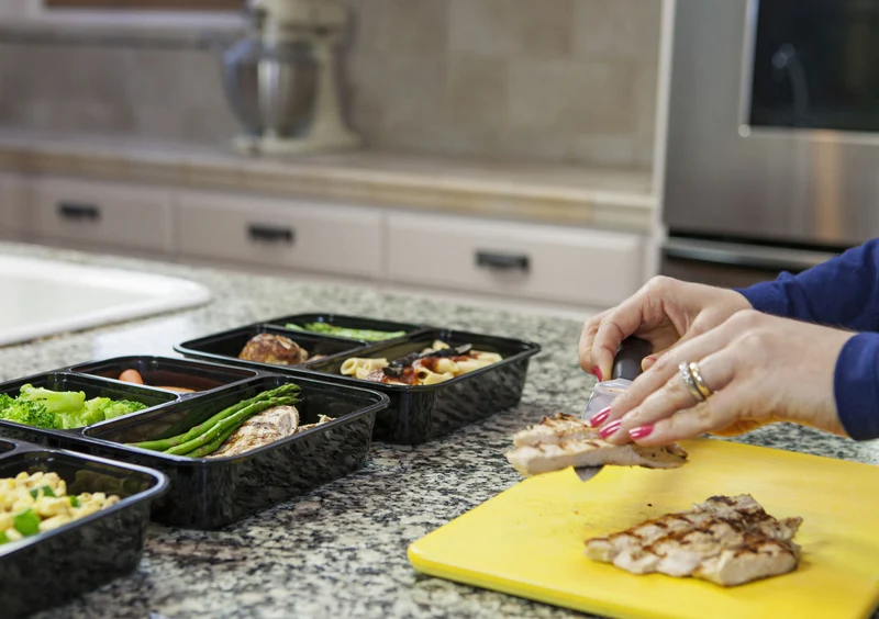 INEVIFIT | Meal Prep Containers 36 oz. 3-Compartment