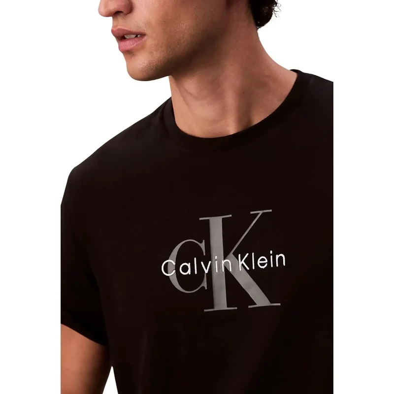 Schwarzes Calvin Klein T Shirt