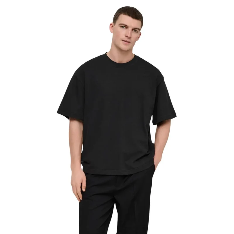 Only & Sons Herren Schwarzes Baumwoll-Rundhals-T-Shirt 22036392 Stil erkunden