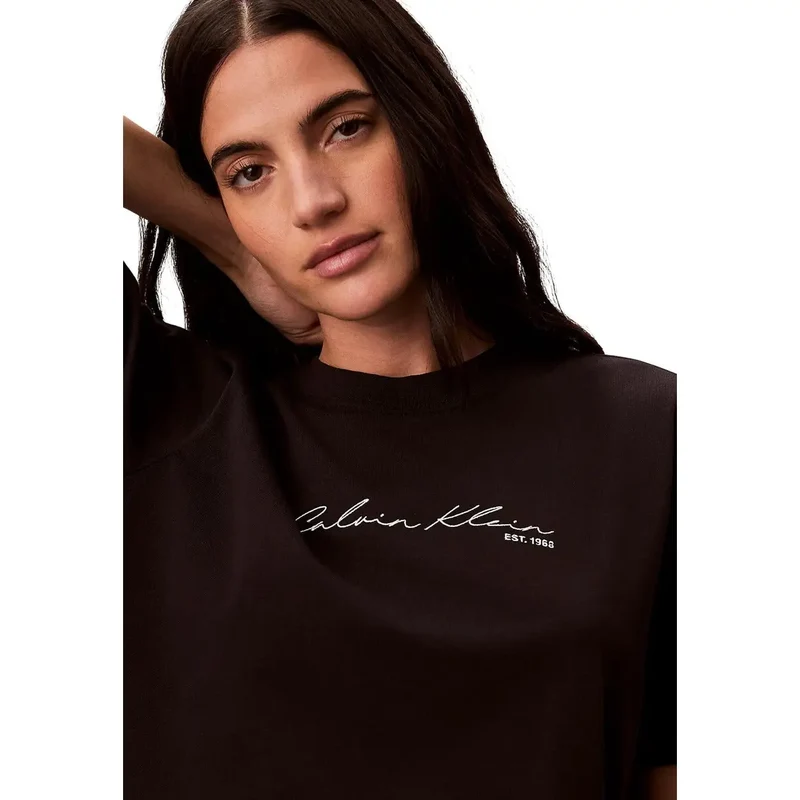 Calvin Klein Jeans Damen T-Shirt aus schwarzer Baumwolle mit Rundhalsausschnitt