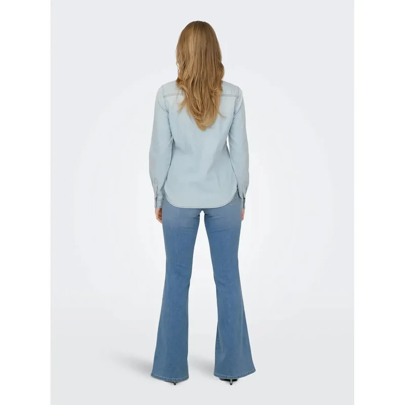 Only Frauen Langarm Hellblaues Baumwollhemd mit Knöpfen Artikel 15315185