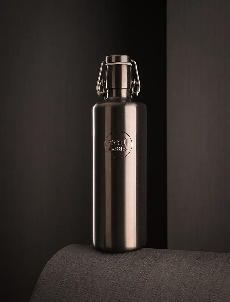 soulbottle steel light • obsidian
