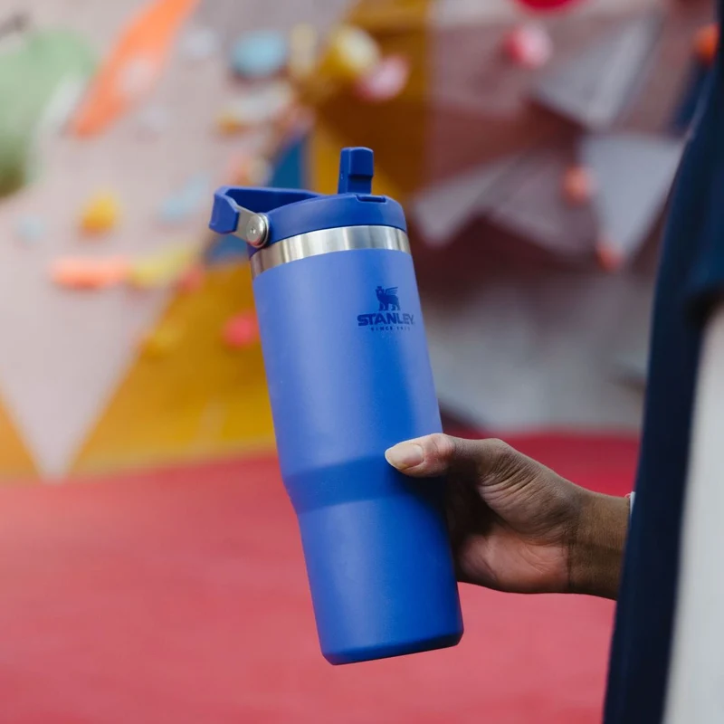 IceFlow™ Flip Straw 2.0 Tumbler | 0.89L