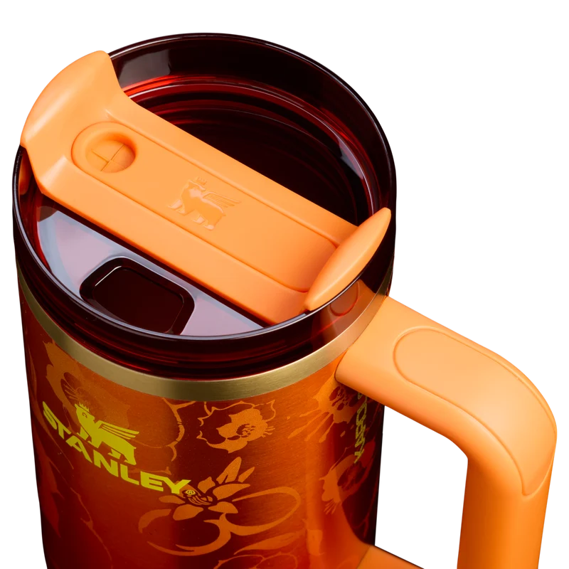 Stanley 1913 x Karol G Quencher® H2.0 FlowState™ Tumbler | 0.89L