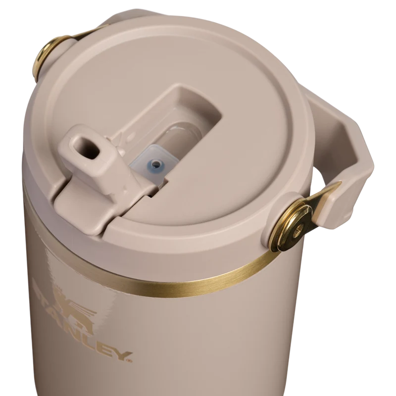IceFlow™ Flip Straw 2.0 Tumbler | 0.89L