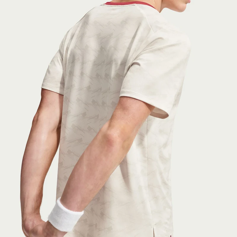 Court Advantage T-Shirt Herren - creme, rot
