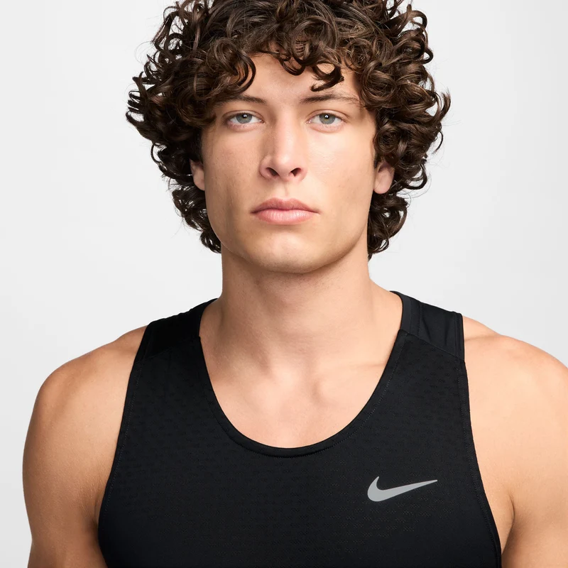 Stride Laufshirt Herren - schwarz